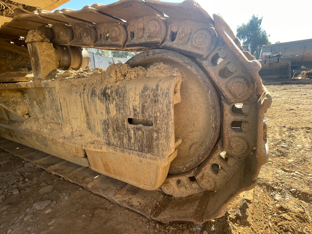 Lot 021 - 2013 Caterpillar 374 D