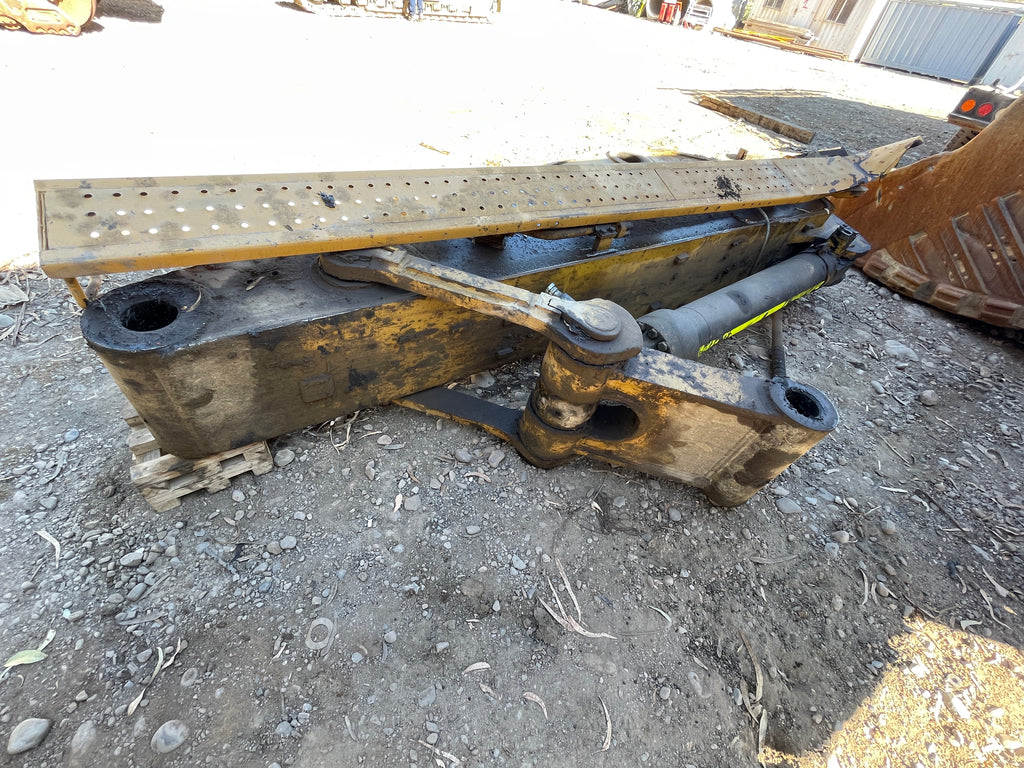 Lot 021 - 2013 Caterpillar 374 D