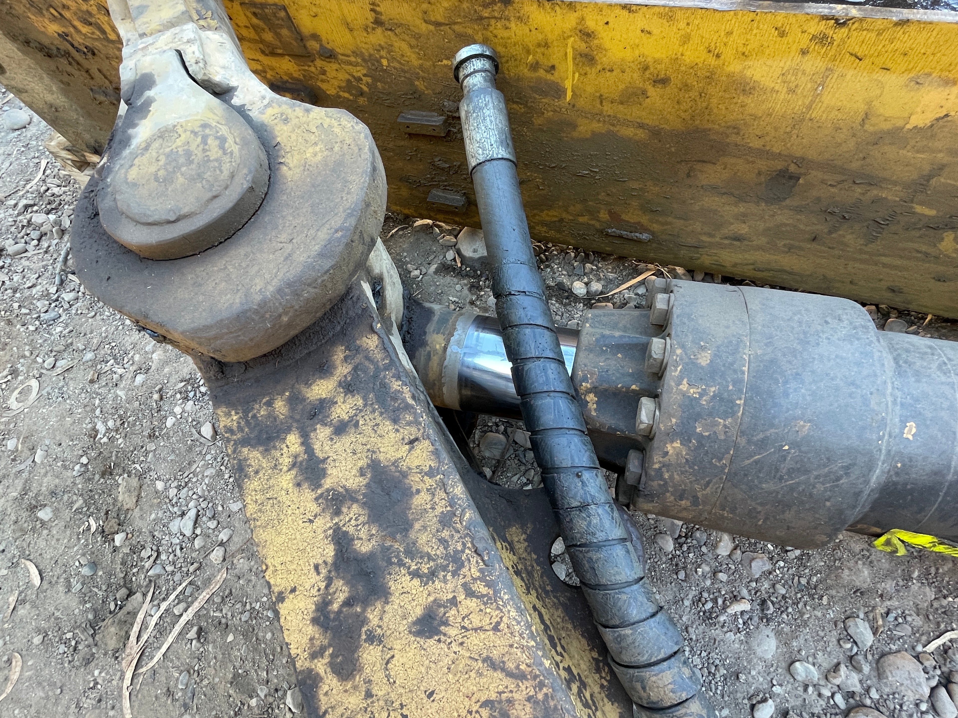 Lot 021 - 2013 Caterpillar 374 D
