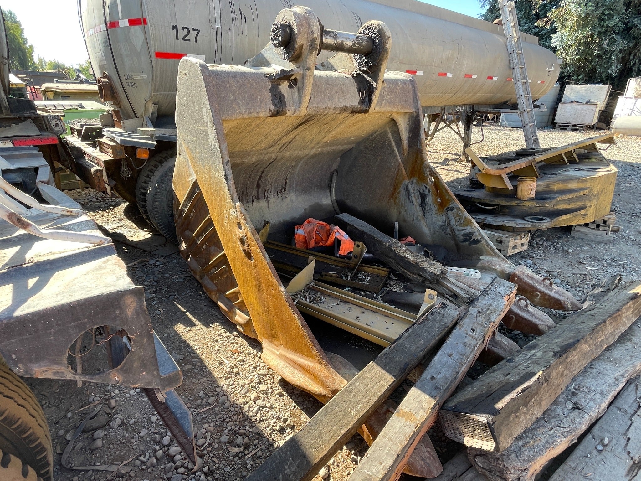 Lot 021 - 2013 Caterpillar 374 D