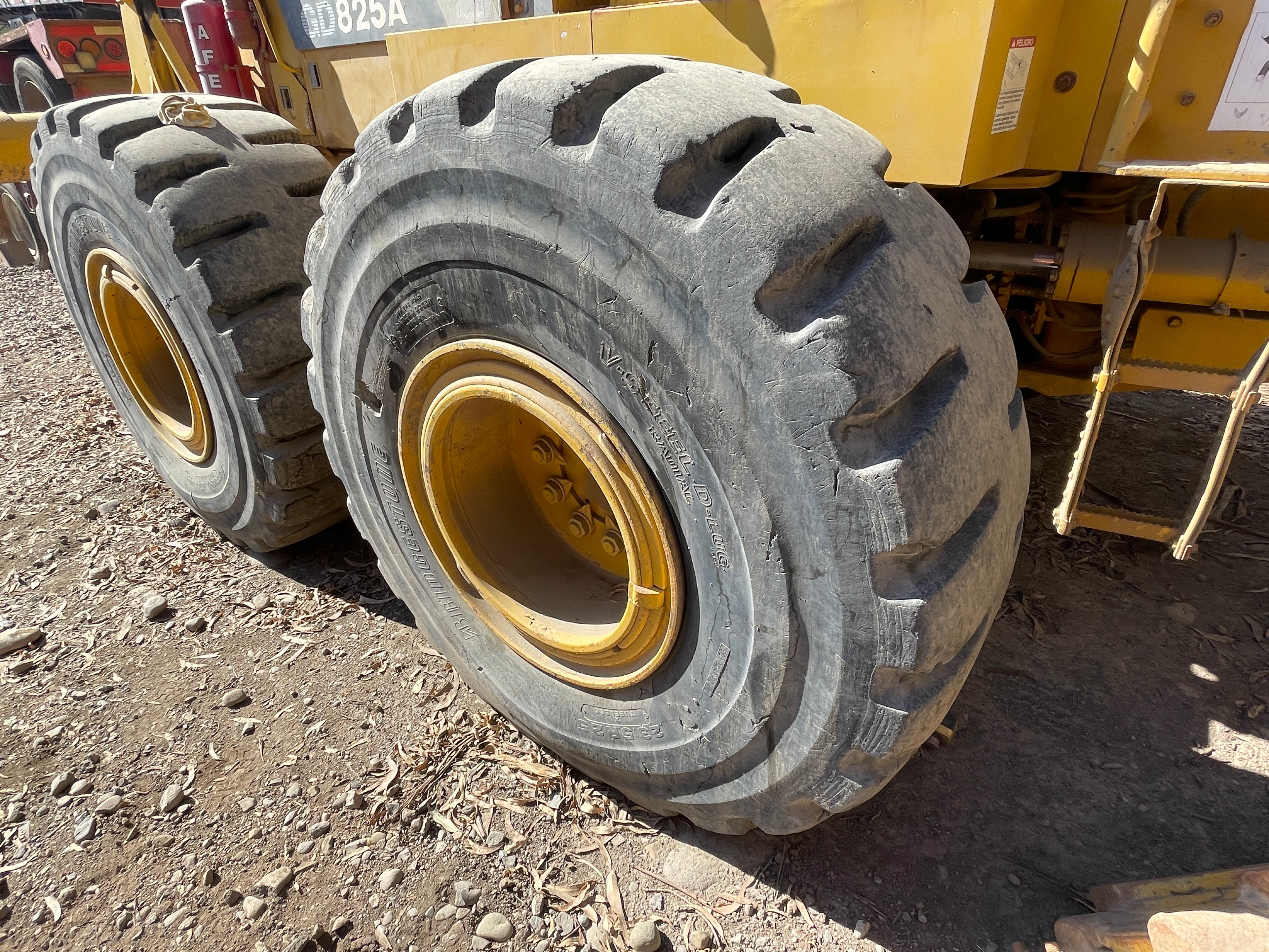 Lot 012 - 2011 Komatsu GD825A-2T