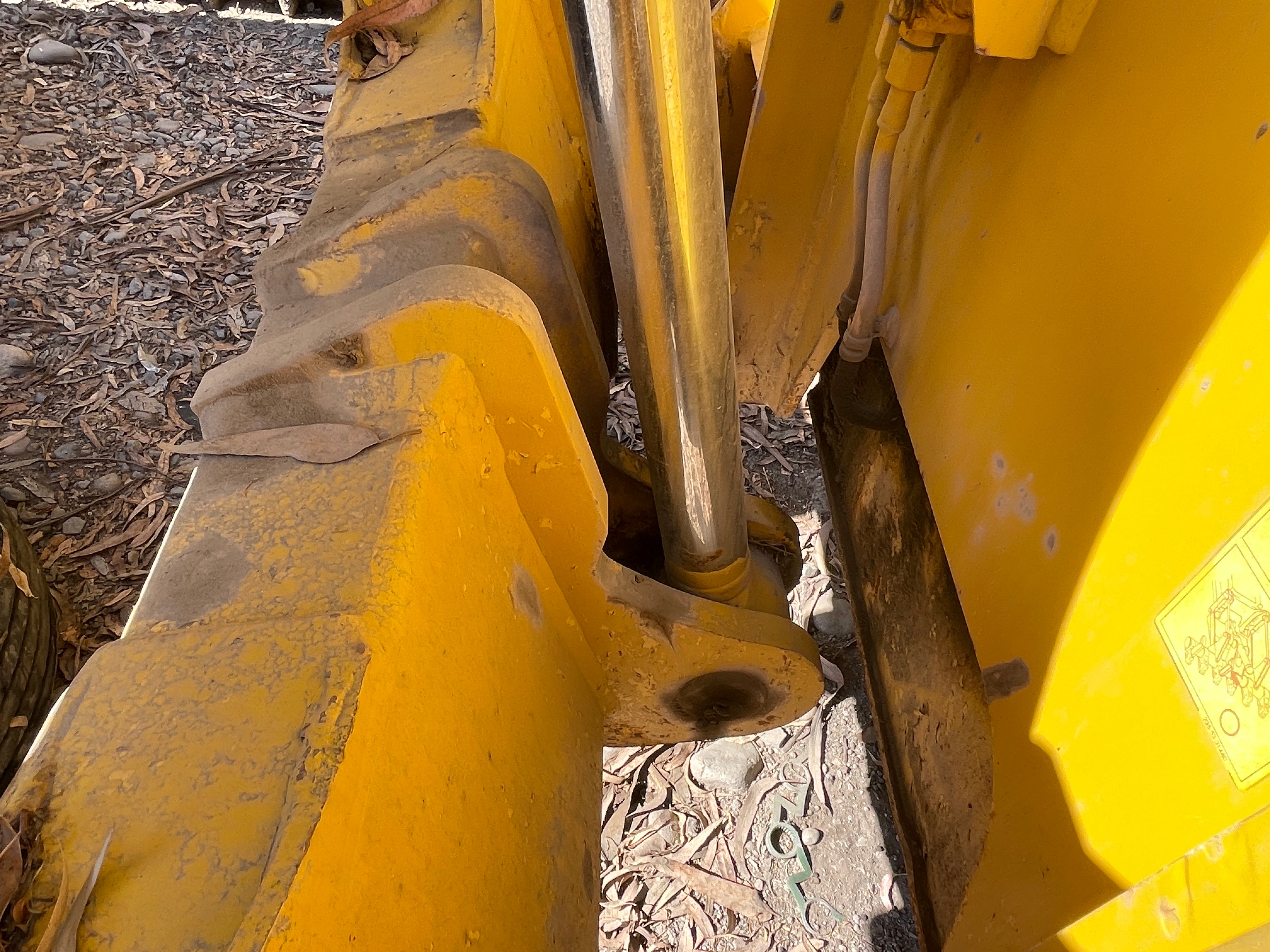 Lot 012 - 2011 Komatsu GD825A-2T