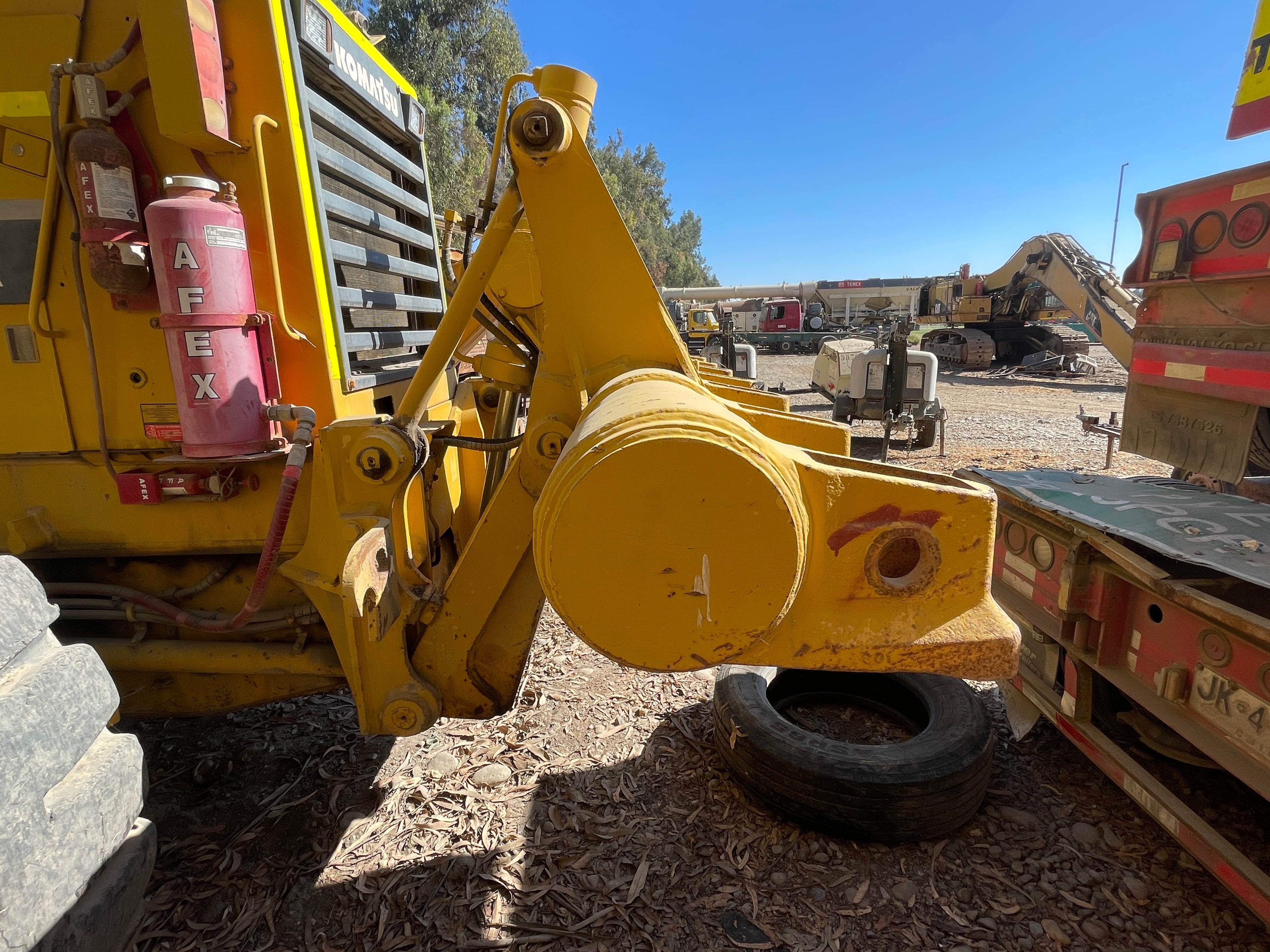 Lot 012 - 2011 Komatsu GD825A-2T