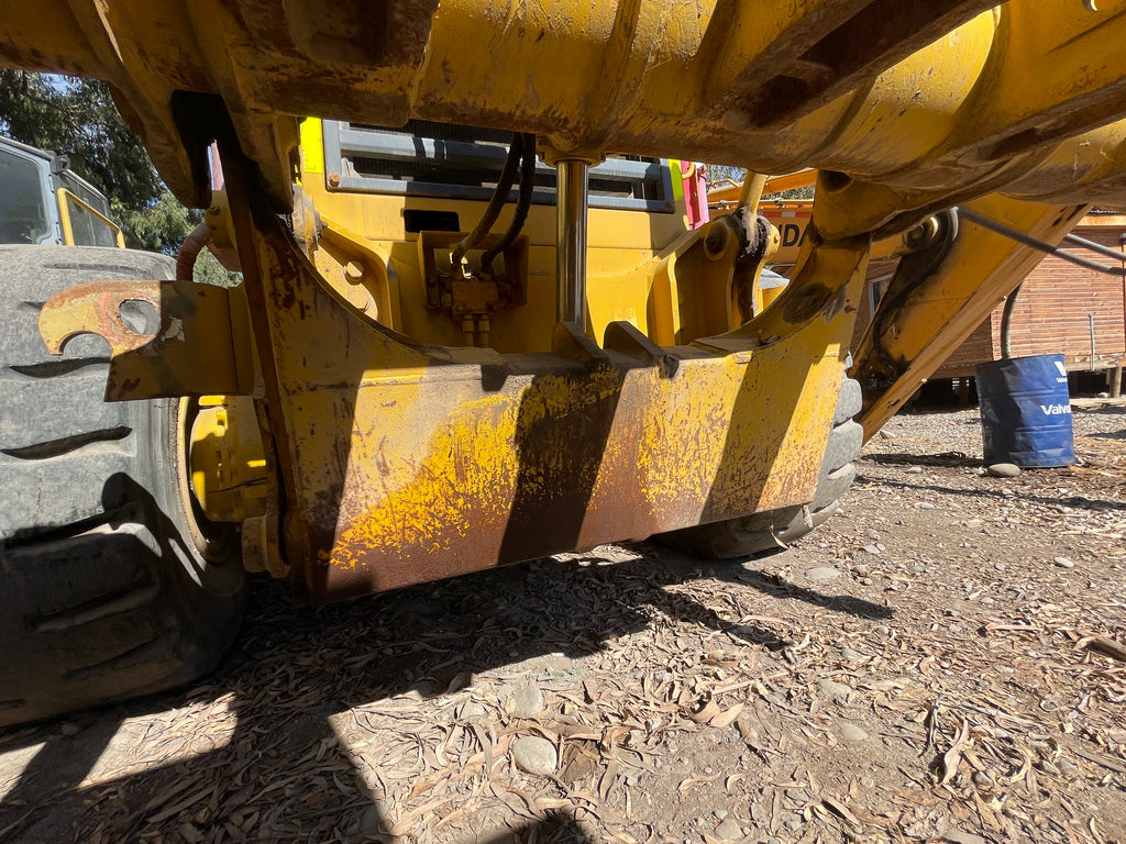 Lot 012 - 2011 Komatsu GD825A-2T