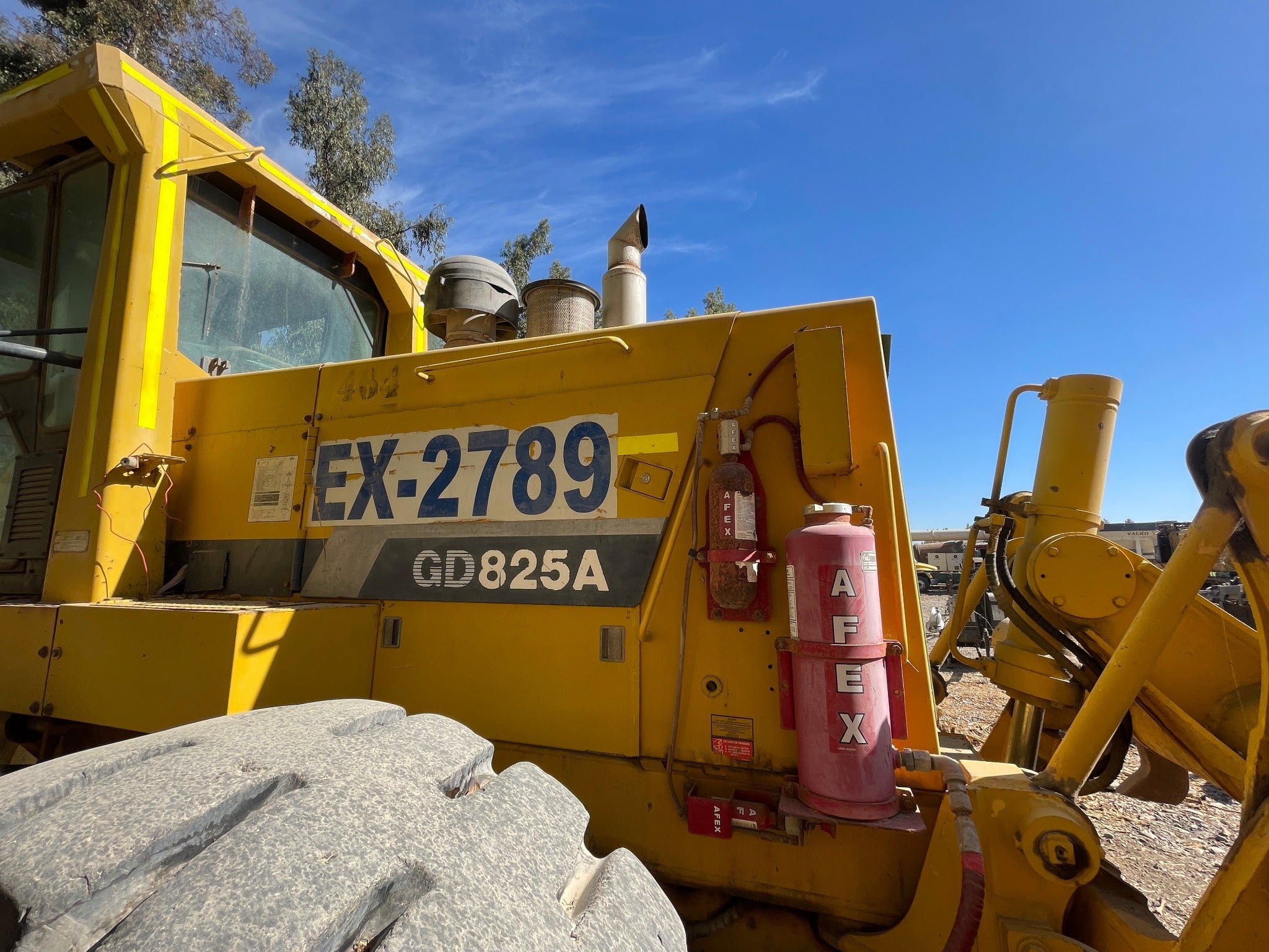 Lot 012 - 2011 Komatsu GD825A-2T