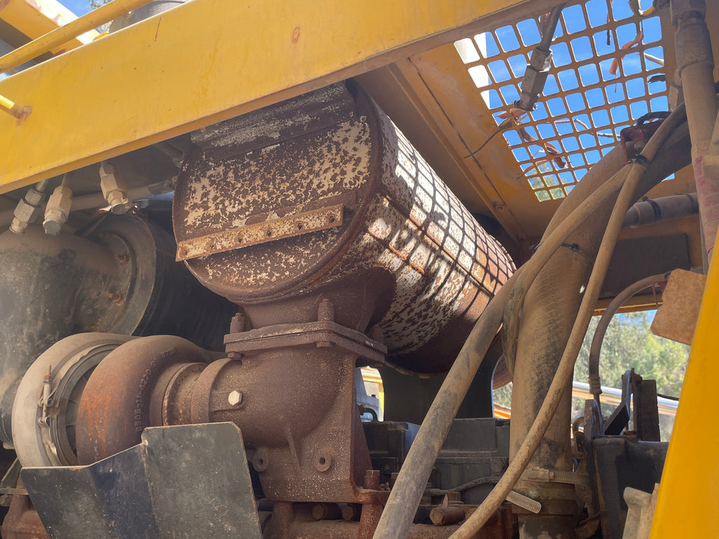 Lot 012 - 2011 Komatsu GD825A-2T