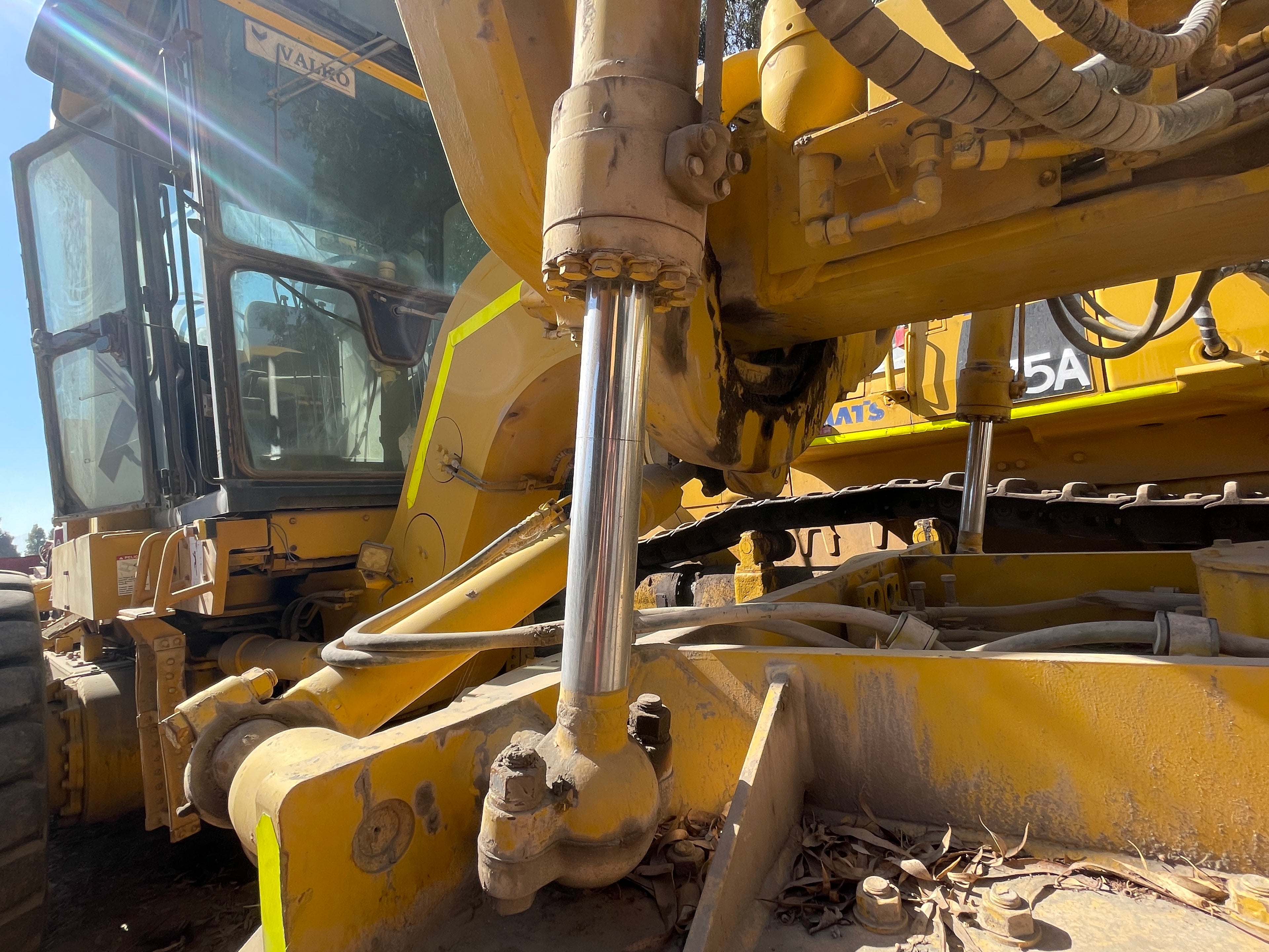 Lot 012 - 2011 Komatsu GD825A-2T