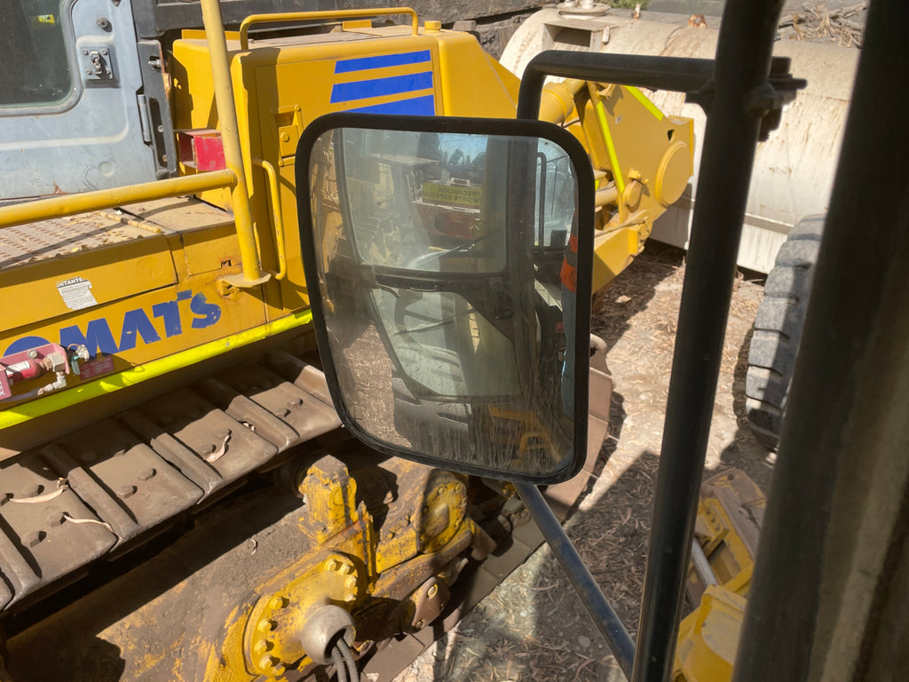 Lot 012 - 2011 Komatsu GD825A-2T