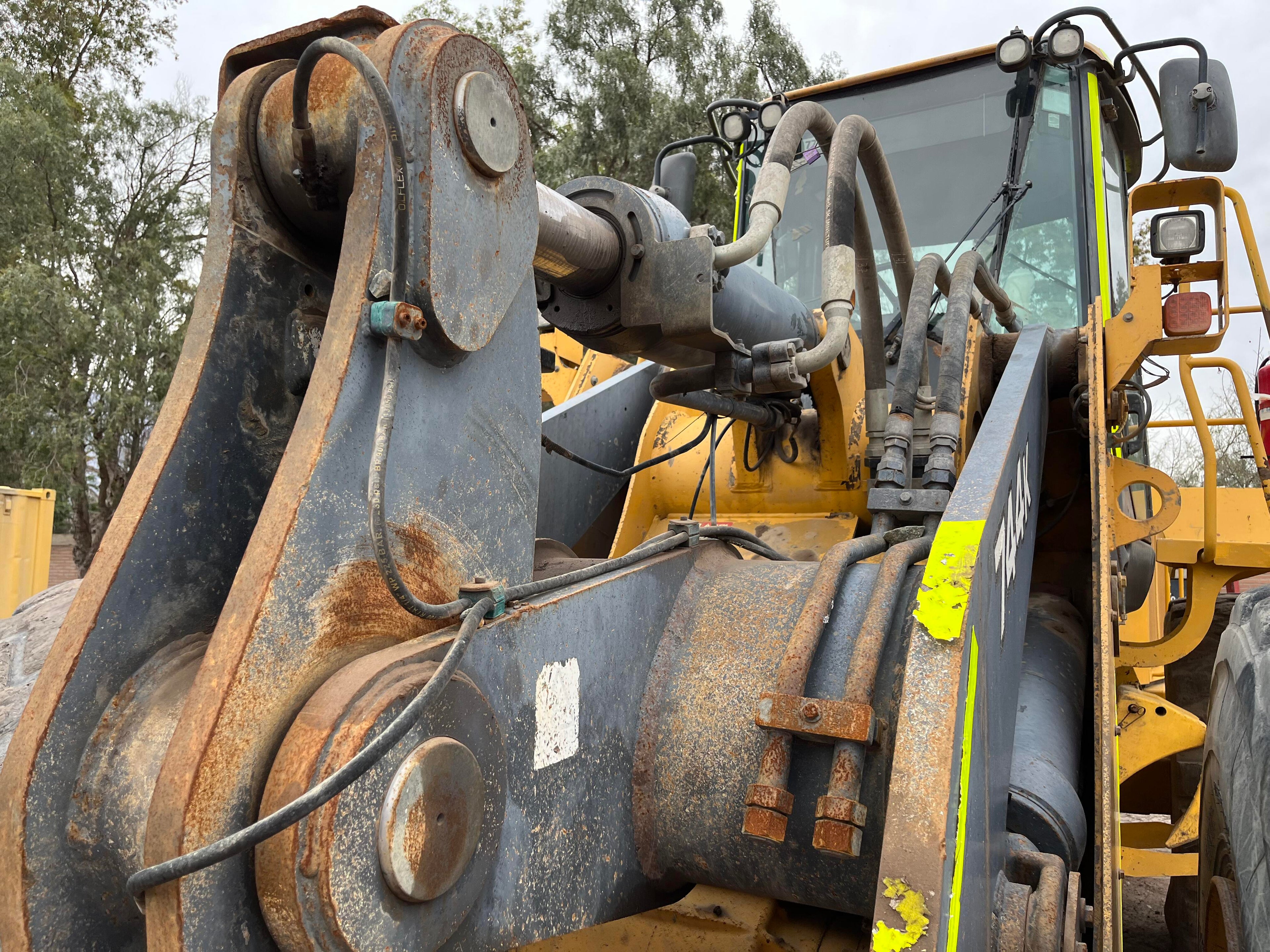 Lot 006 - 2013 John Deere 744K