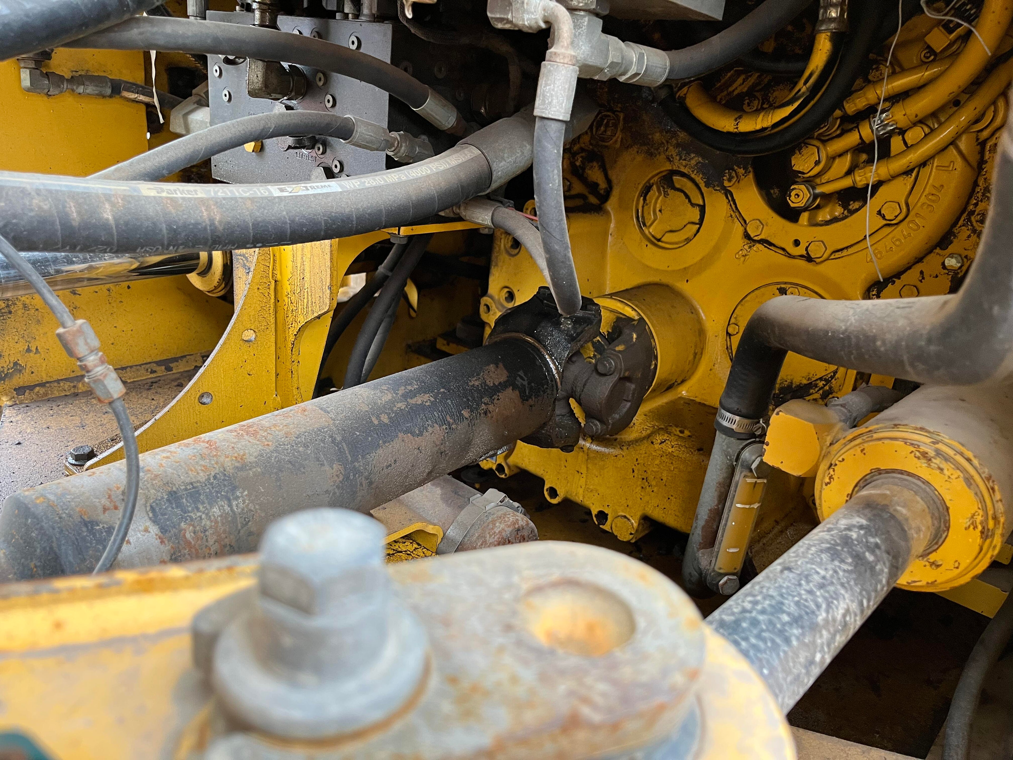 Lot 006 - 2013 John Deere 744K