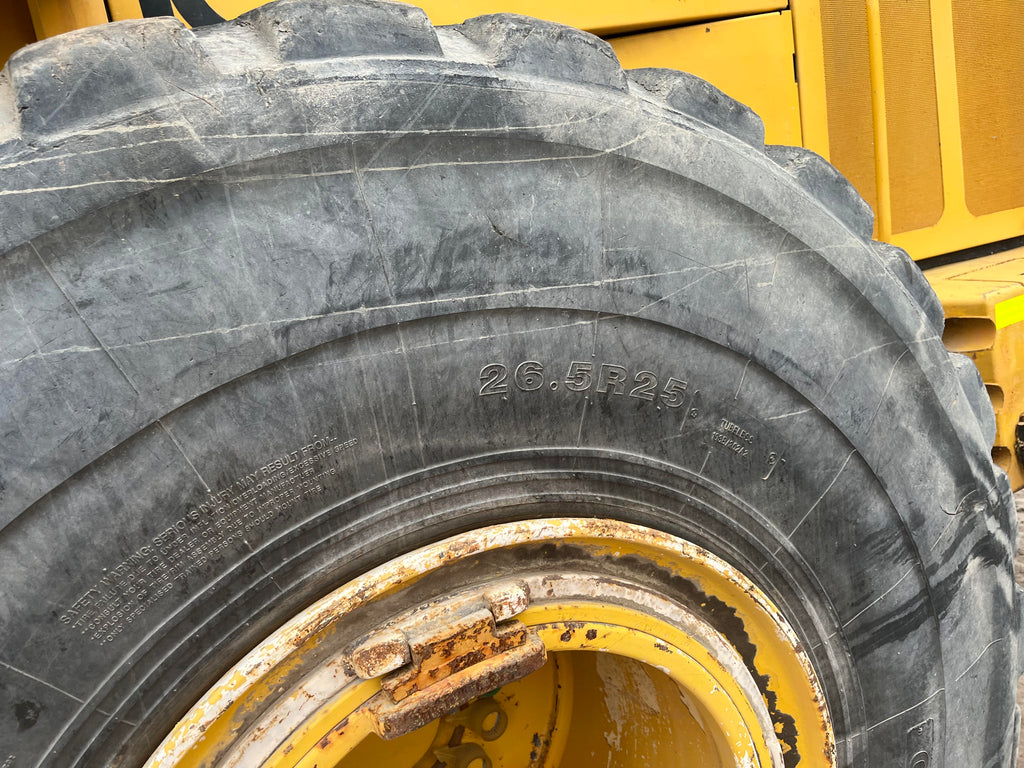 Lot 006 - 2013 John Deere 744K
