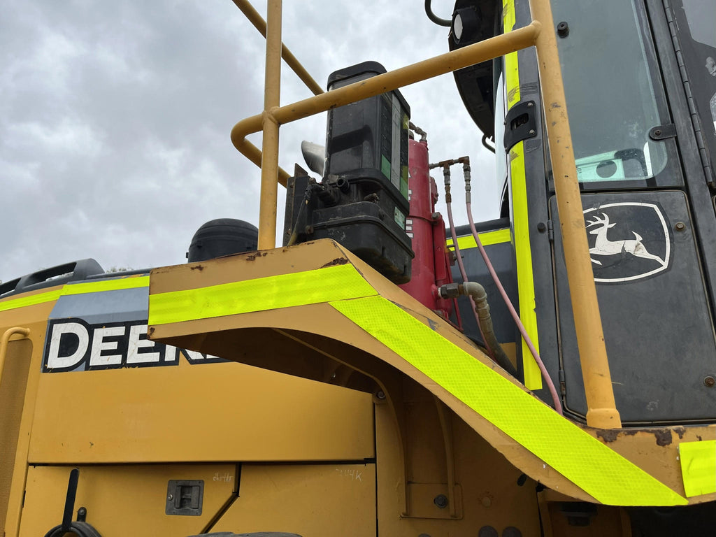 Lot 006 - 2013 John Deere 744K