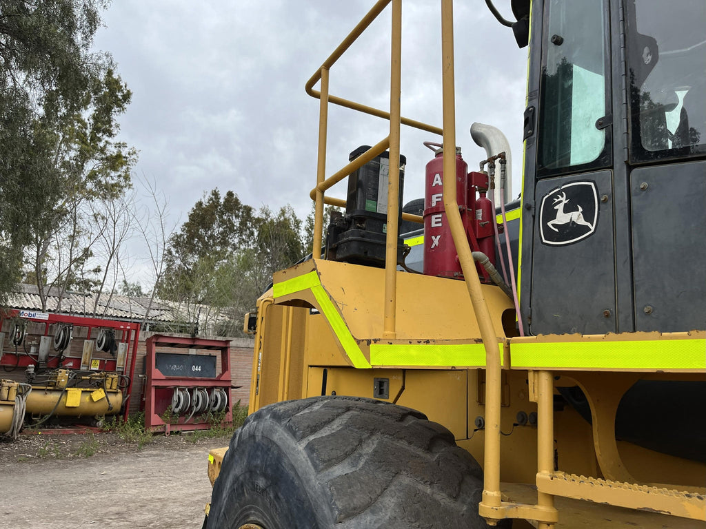 Lot 006 - 2013 John Deere 744K