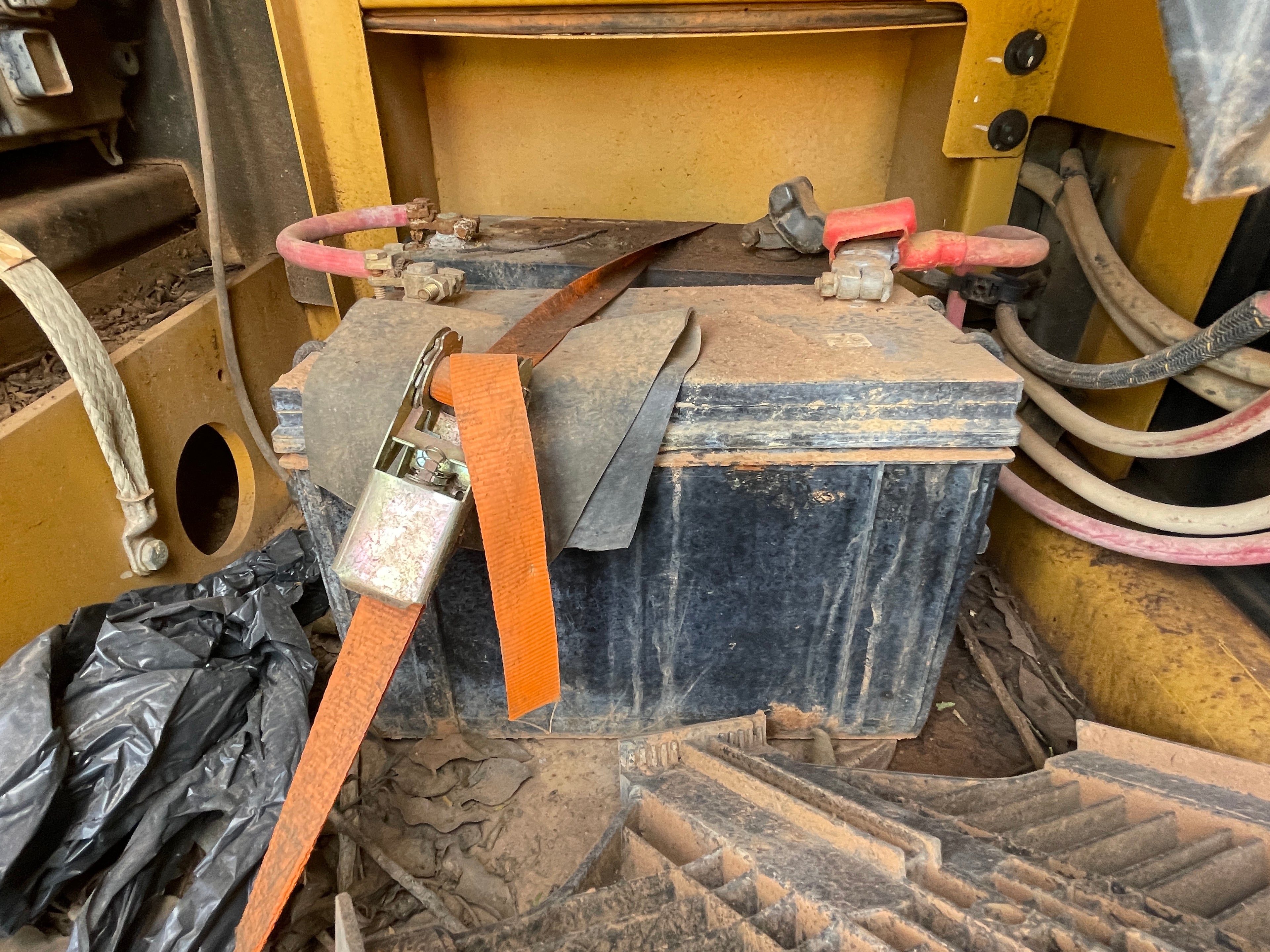 Lot 015 - 2021 Caterpillar 320