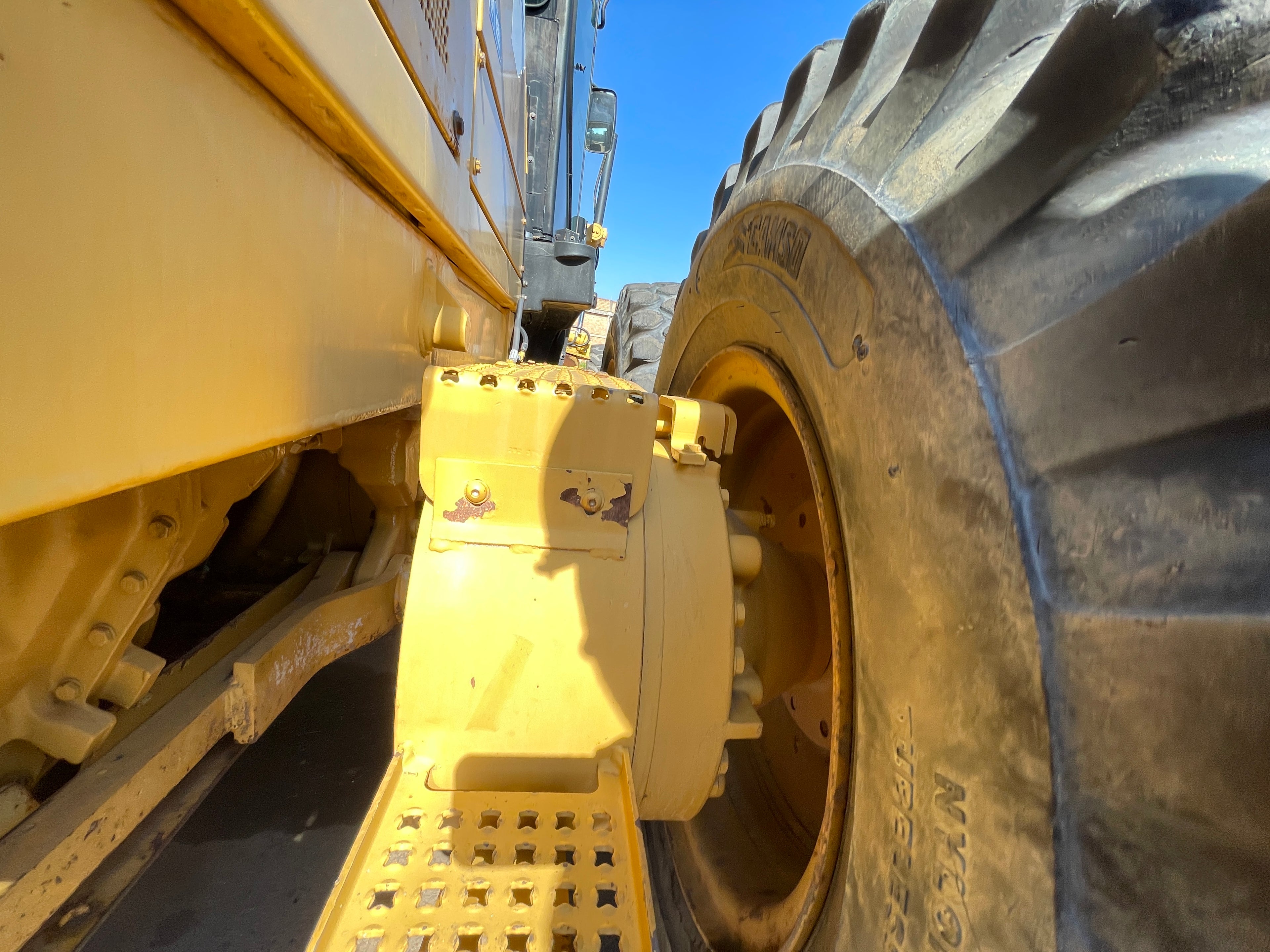 Lot 007 - 2012 Caterpillar 140M