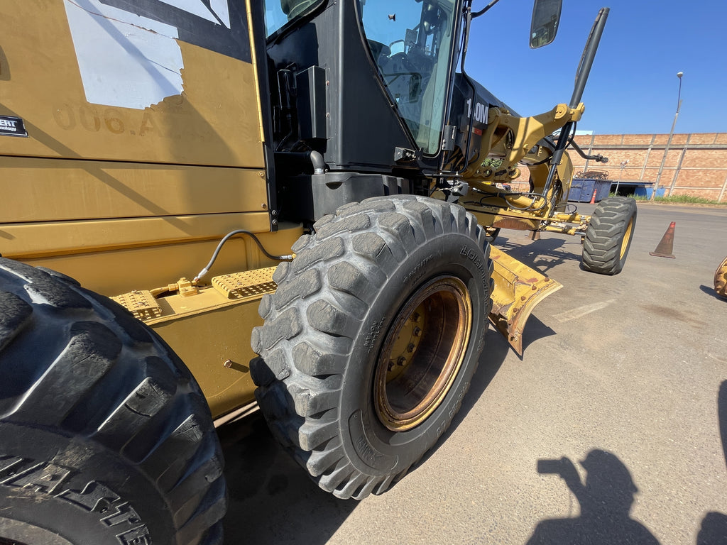 Lot 007 - 2012 Caterpillar 140M