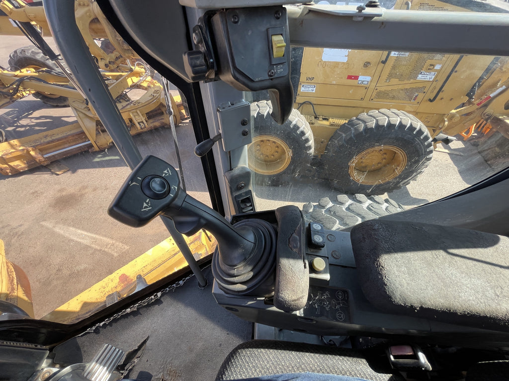 Lot 007 - 2012 Caterpillar 140M