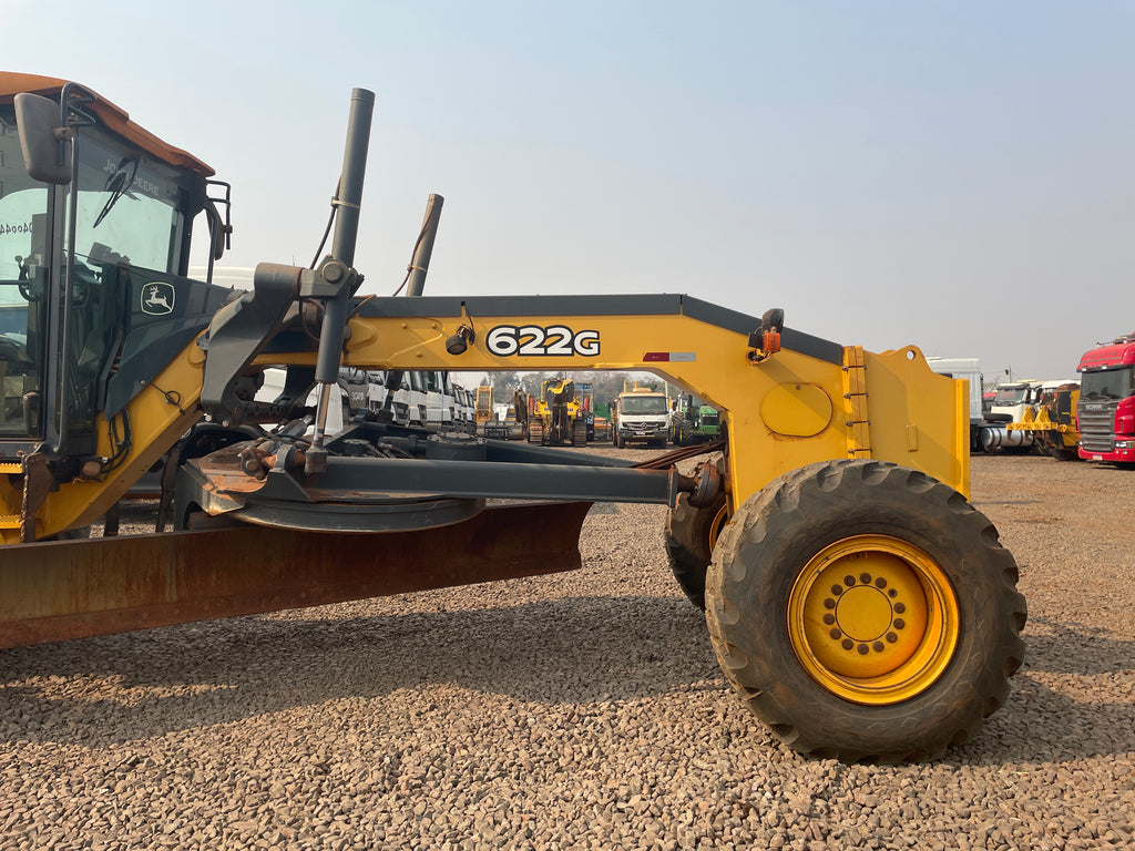 Lot 009 - 2019 John Deere 622G