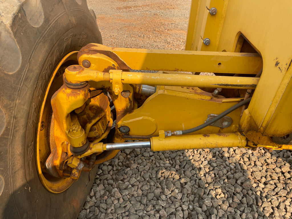 Lot 009 - 2019 John Deere 622G