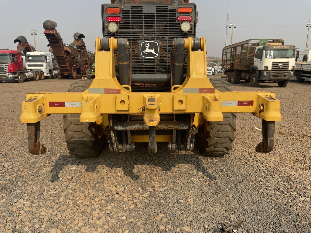 Lot 009 - 2019 John Deere 622G