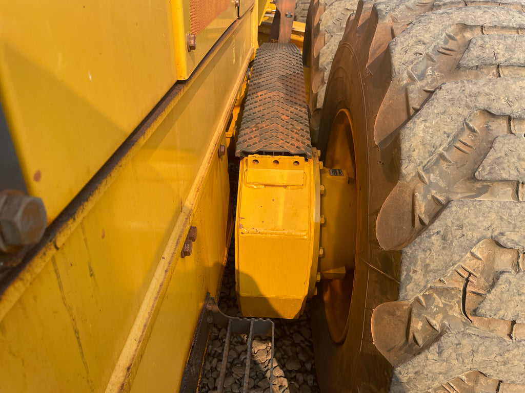 Lot 009 - 2019 John Deere 622G