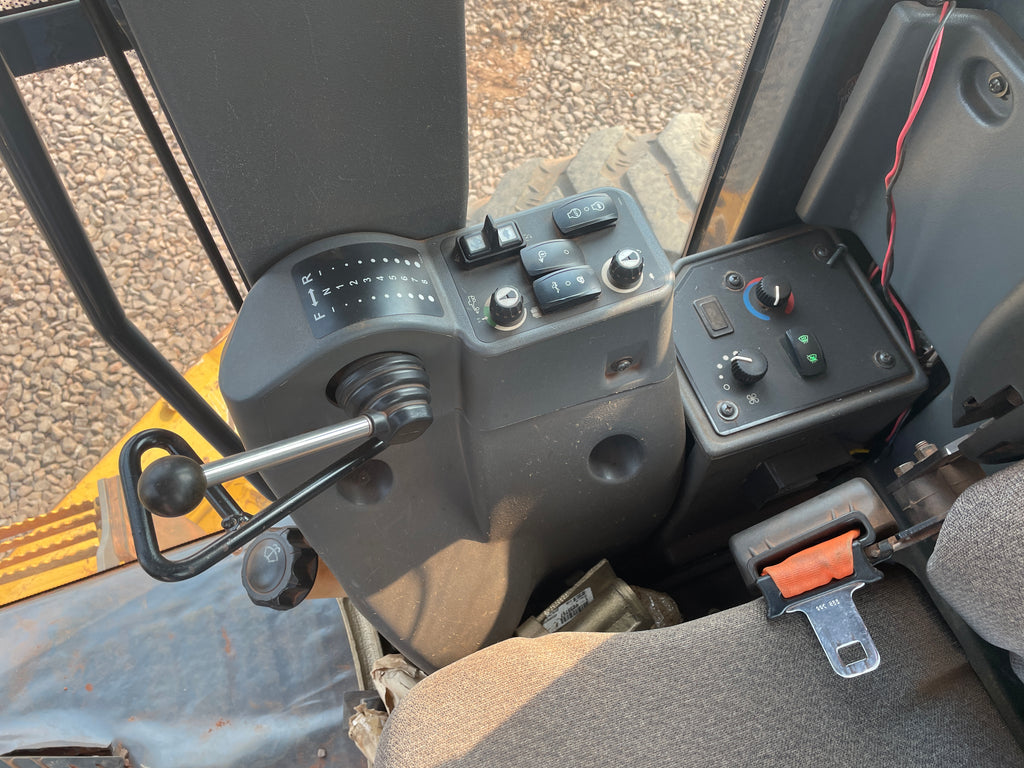 Lot 009 - 2019 John Deere 622G