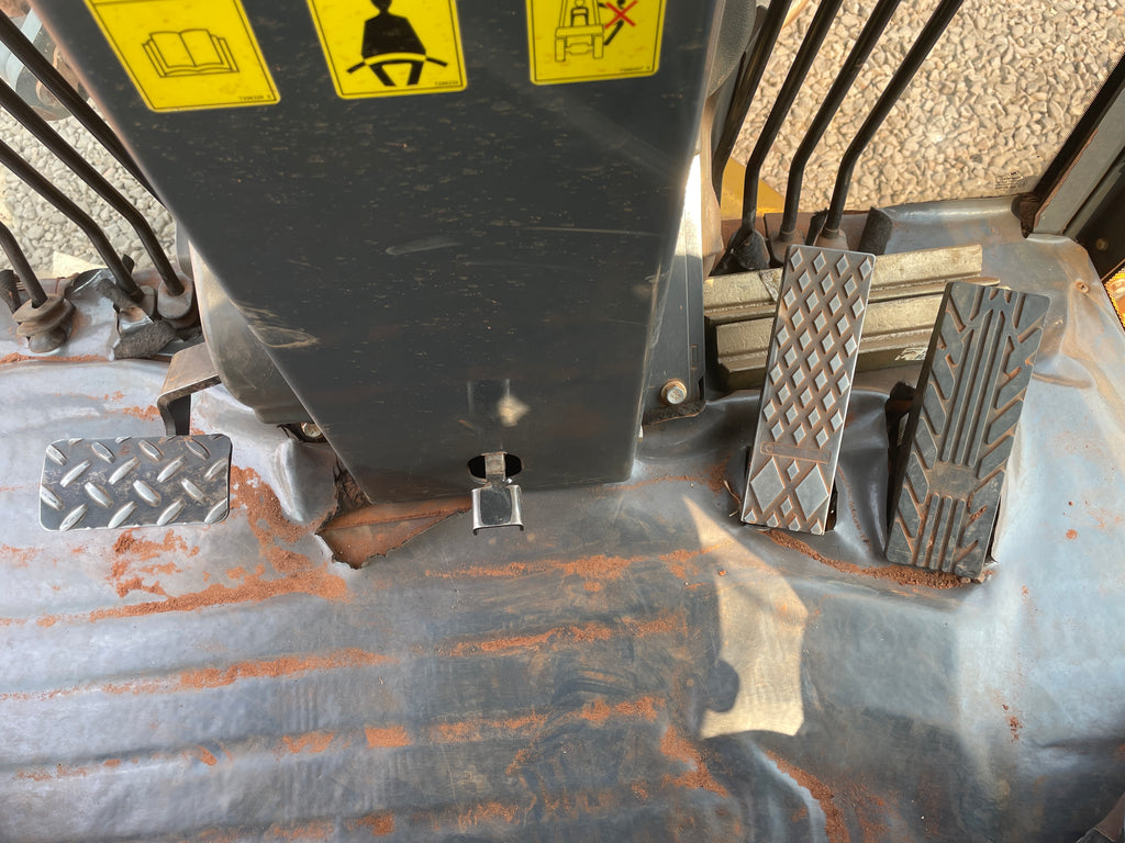 Lot 009 - 2019 John Deere 622G