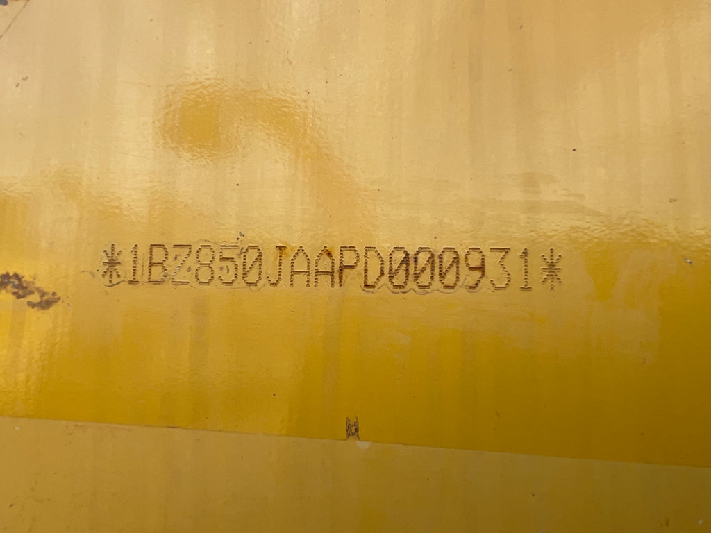 Lot 026 - 2023 John Deere 850J-II