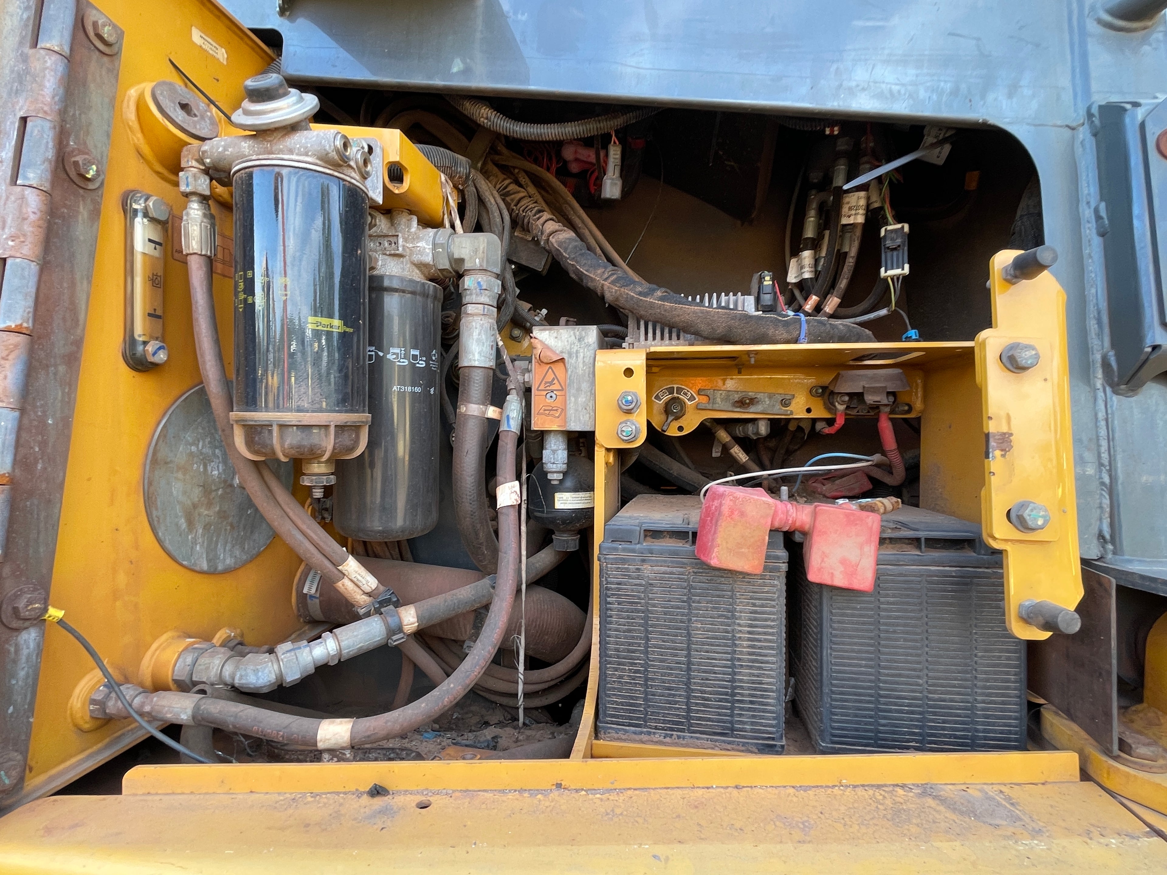Lot 026 - 2023 John Deere 850J-II