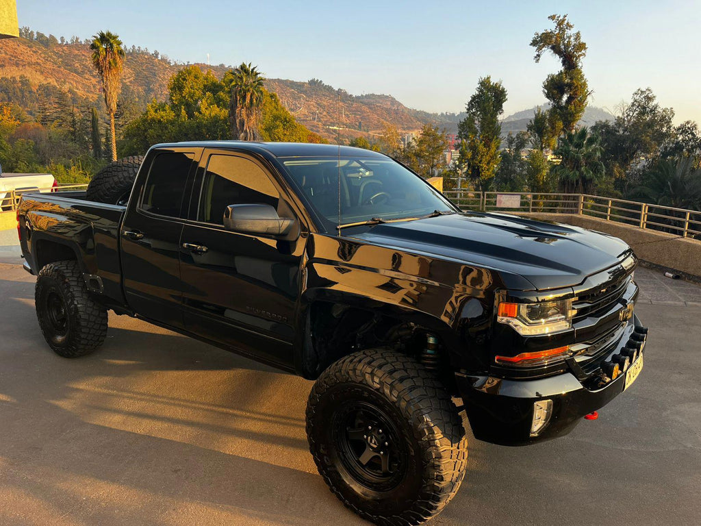 Lot 038 - 2017 CHEVROLET SILVERADO LT EXTENDED CAB 5.3 V8