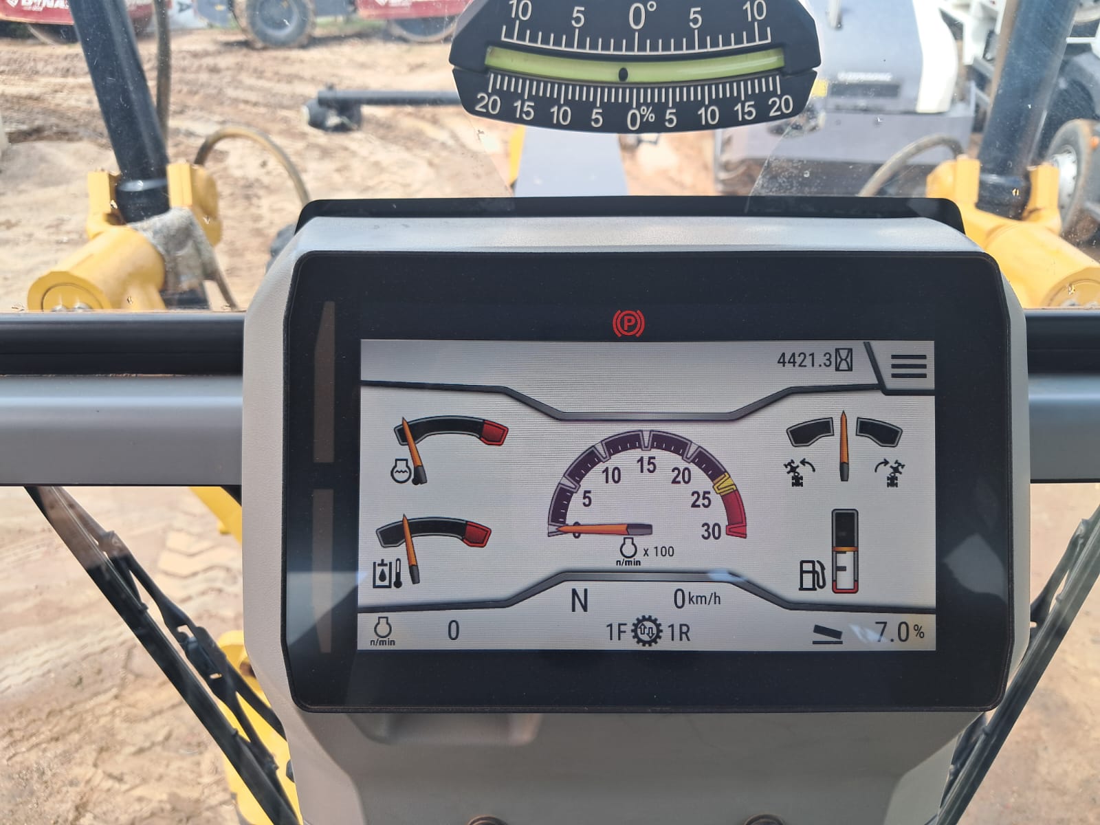 Lot 008 - 2023 Caterpillar 120
