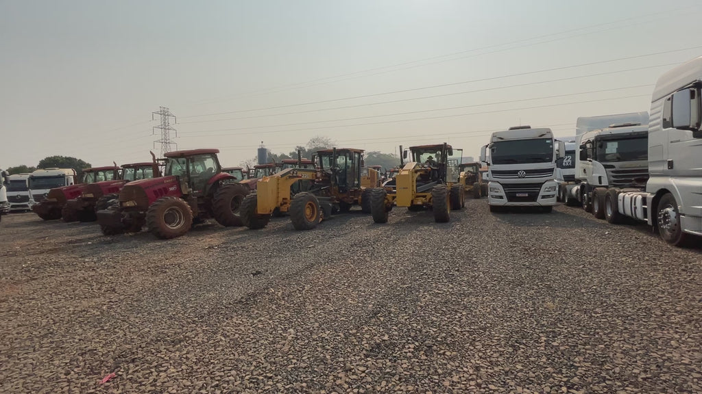 Lot 009 - 2019 John Deere 622G